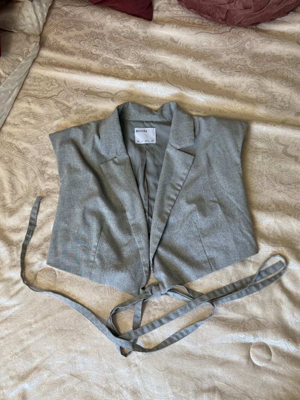 Bershka Sz L Gray Cropped Sleeveless Blazer Vest Tie Waist Open Front